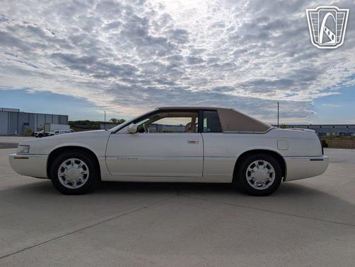 1995 Cadillac Eldorado Standard