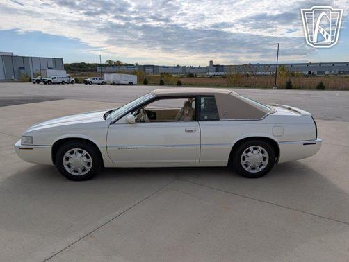 1995 Cadillac Eldorado Standard