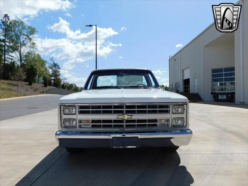 1986 Chevrolet C10/K10 Short Box Restomod