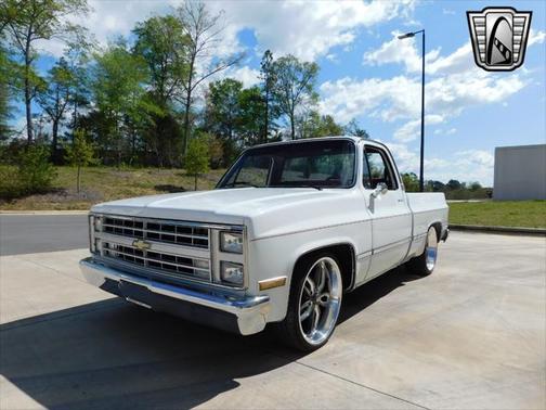 1986 Chevrolet C10/K10 Short Box Restomod