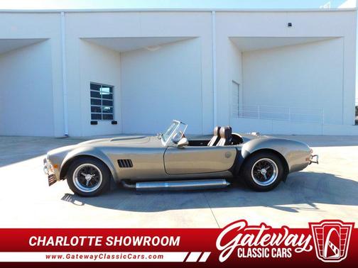 Gold 1996 Excalibur Series VI