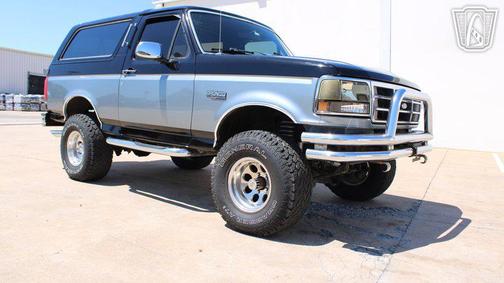 Black/Gray 1993 Ford Bronco