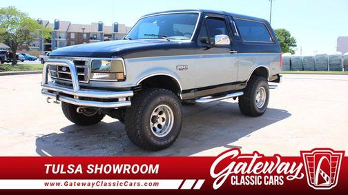 Black/Gray 1993 Ford Bronco