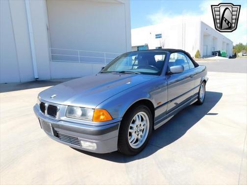 1999 BMW 323 323i