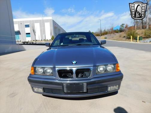 1999 BMW 323 323i