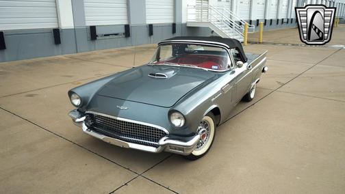 1957 Ford Thunderbird Base