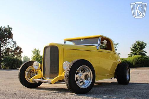 1932 Ford Custom Base