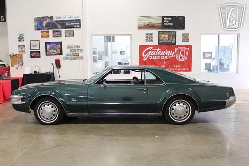 1969 Oldsmobile Toronado 