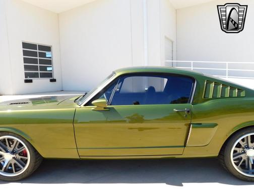 1965 Ford Mustang Base