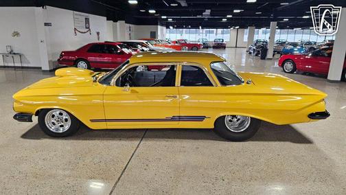 1961 Chevrolet Impala Base