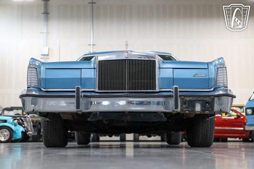 1976 Lincoln Continental 