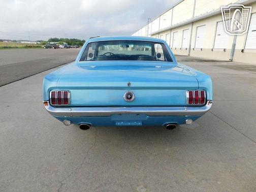 1965 Ford Mustang Base