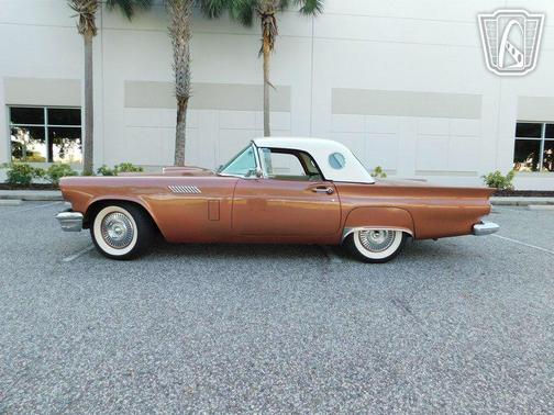 1957 Ford Thunderbird Base