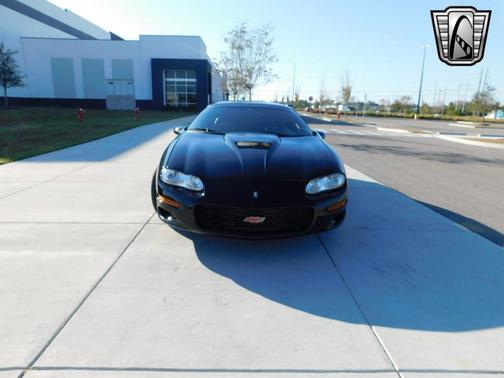 2002 Chevrolet Camaro Base