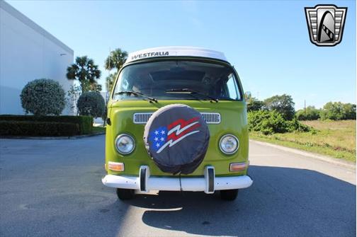 1972 Volkswagen Type 2 Westfalia