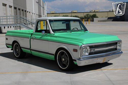 1969 Chevrolet C10/K10 Base