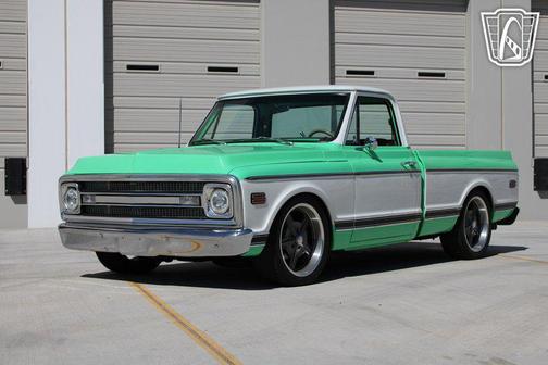1969 Chevrolet C10/K10 Base
