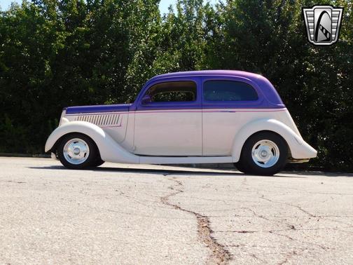 1935 Ford Tudor
