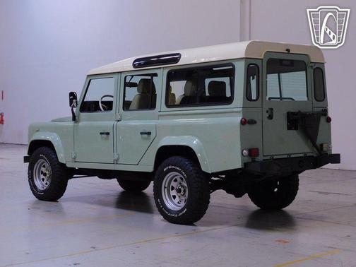 1987 Land Rover Defender 