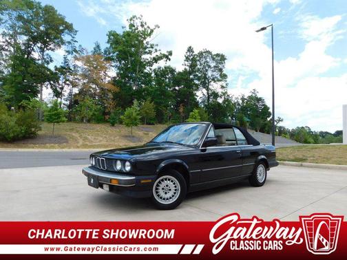 Black 1987 BMW 325 i