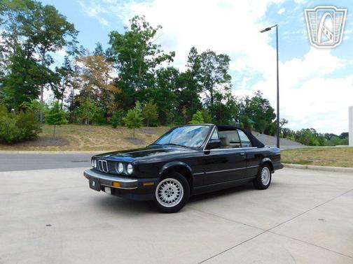 Black 1987 BMW 325 i