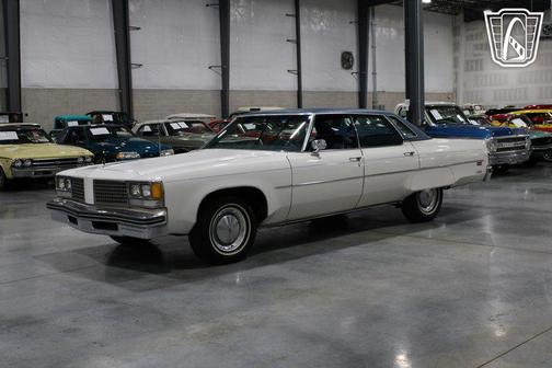 1976 Oldsmobile 98 Base
