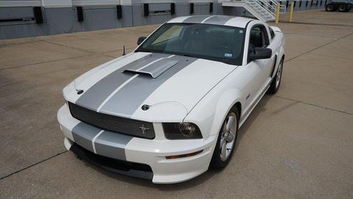 Performance White 2007 Ford Mustang Shelby GT