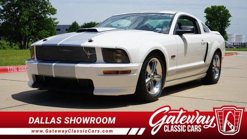 Performance White 2007 Ford Mustang Shelby GT