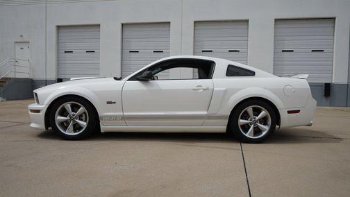 Performance White 2007 Ford Mustang Shelby GT