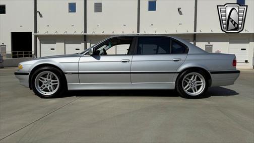 2001 BMW 750 iL