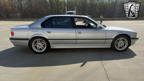 2001 BMW 750 iL