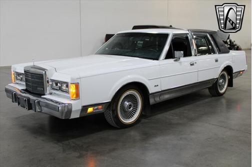 1989 Lincoln Town Car