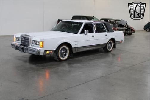 1989 Lincoln Town Car