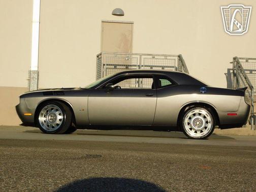 Gray 2012 Dodge Challenger R/T