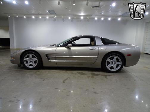 1998 Chevrolet Corvette Base