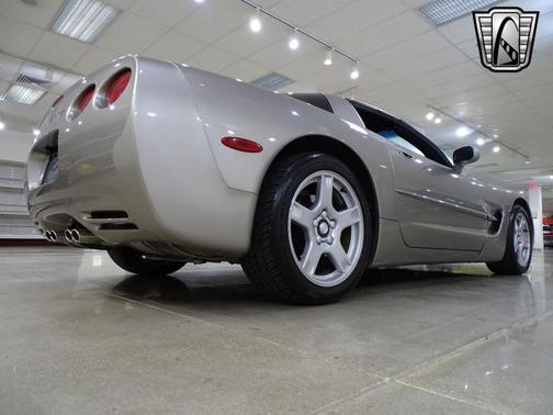 1998 Chevrolet Corvette Base