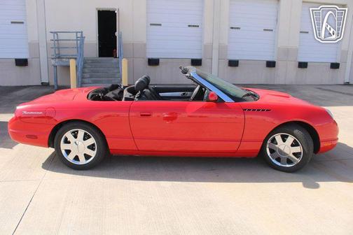 2002 Ford Thunderbird Base