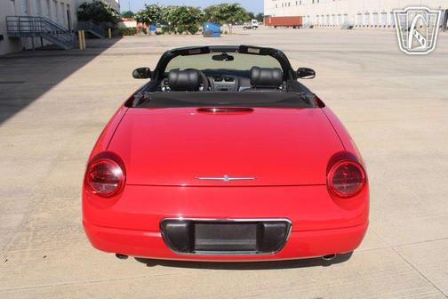 2002 Ford Thunderbird Base