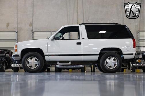 1995 GMC Yukon Base