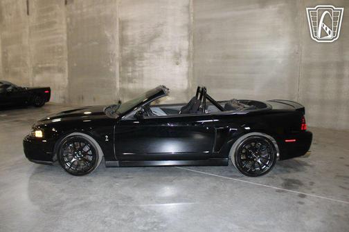 2003 Ford Mustang SVT Cobra