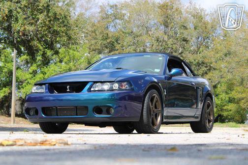 2004 Ford Mustang SVT Cobra