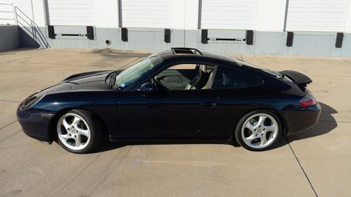 2000 Porsche 911 Carrera