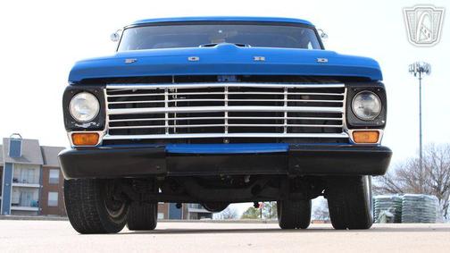 1968 Ford F100 Base
