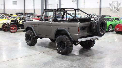 Gray 1976 Ford Bronco