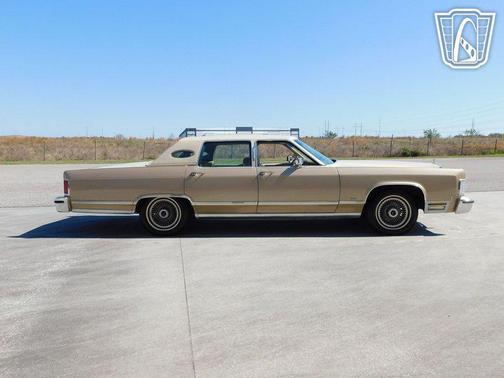 1978 Lincoln Town Car 