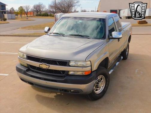 2002 Chevrolet Silverado 2500 LS H/D Extended Cab