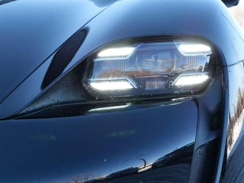 2020 Porsche Taycan Turbo