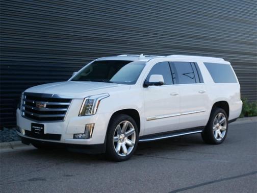 2016 Cadillac Escalade ESV Luxury
