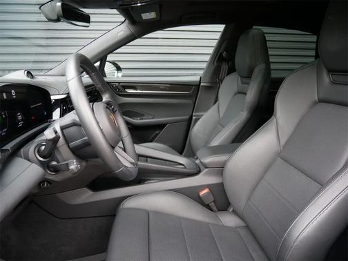 2024 Porsche Macan 4