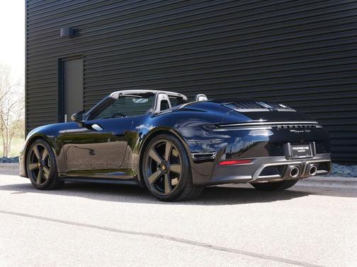 A1/Black 2026 Porsche 911 Spirit 70